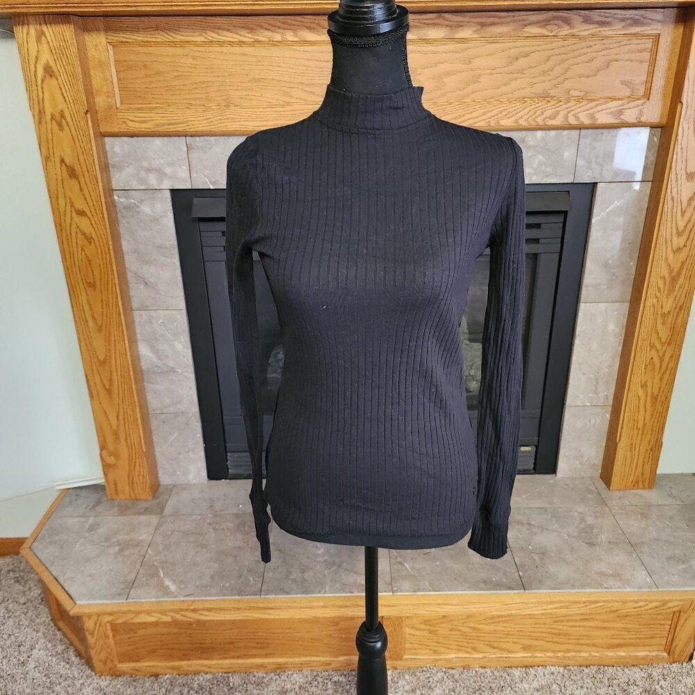 Bench Turtleneck Sweater With Logo Metal NWT - Picture 2 of 6